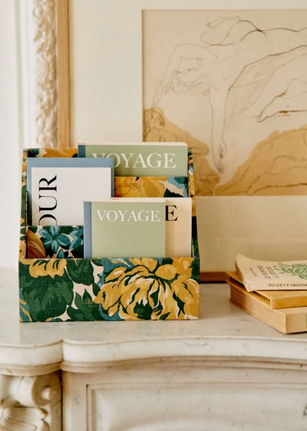 Sezane Briefablage
