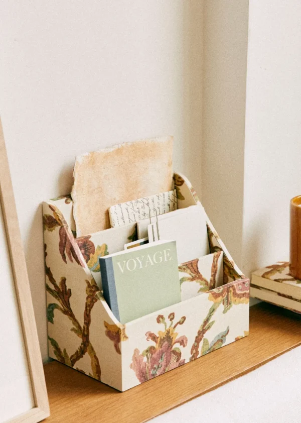 Sezane Briefablage