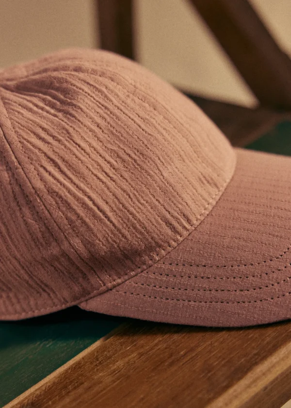 Sezane Cap Chase
