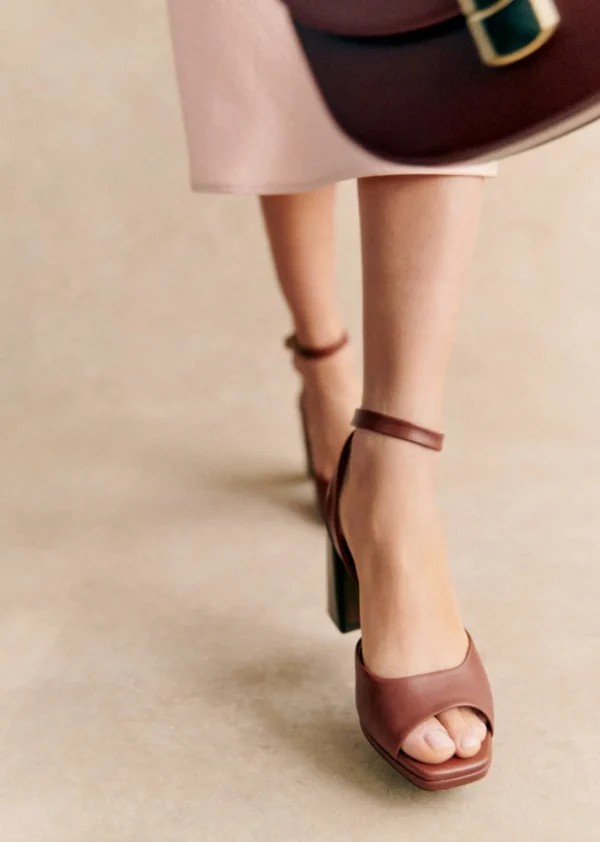 Sezane Hohe Sandalen Maxine