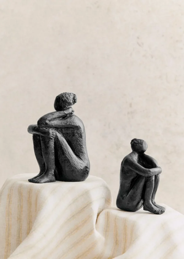 Sezane Skulptur Guénolée Courcoux - Frau In Gedanken Großes Modell