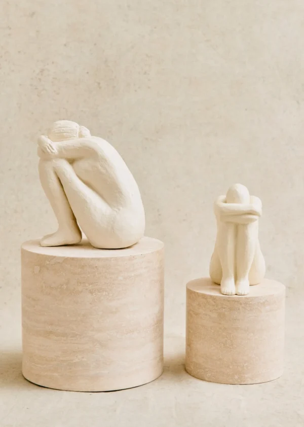 Sezane Skulptur Guénolée Courcoux - Sitzende Frau Kleines Modell