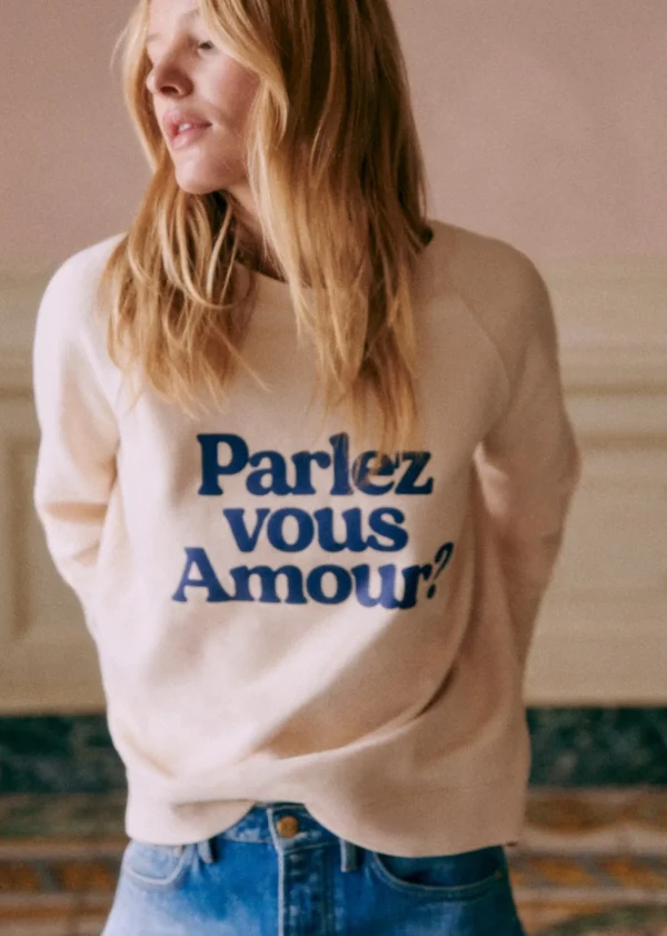 Sezane Sweatshirt Parlez Vous Amour - Solidarische Kreation
