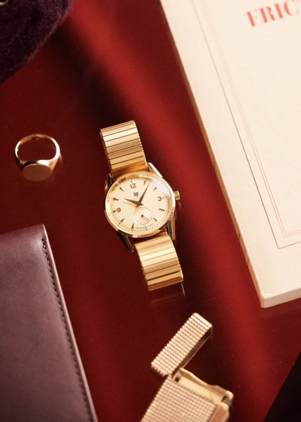 Sezane Uhr Himalaya Lip × Octobre Flexo